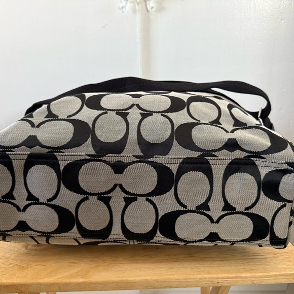 Coach Black and Gray Signature Tote Bag - Picture 4 of 13